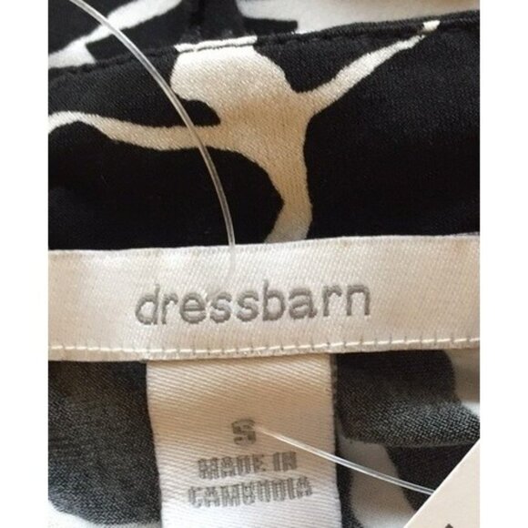 Dressbarn Top Black & White Giraffe Print Blouse Small - Picture 3 of 5
